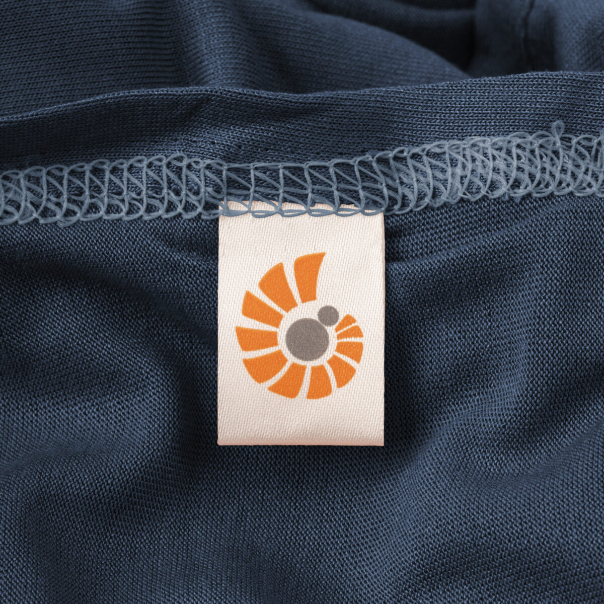 Ergobaby Aura marama Sustainable Knit - Twilight Navy - Image 3