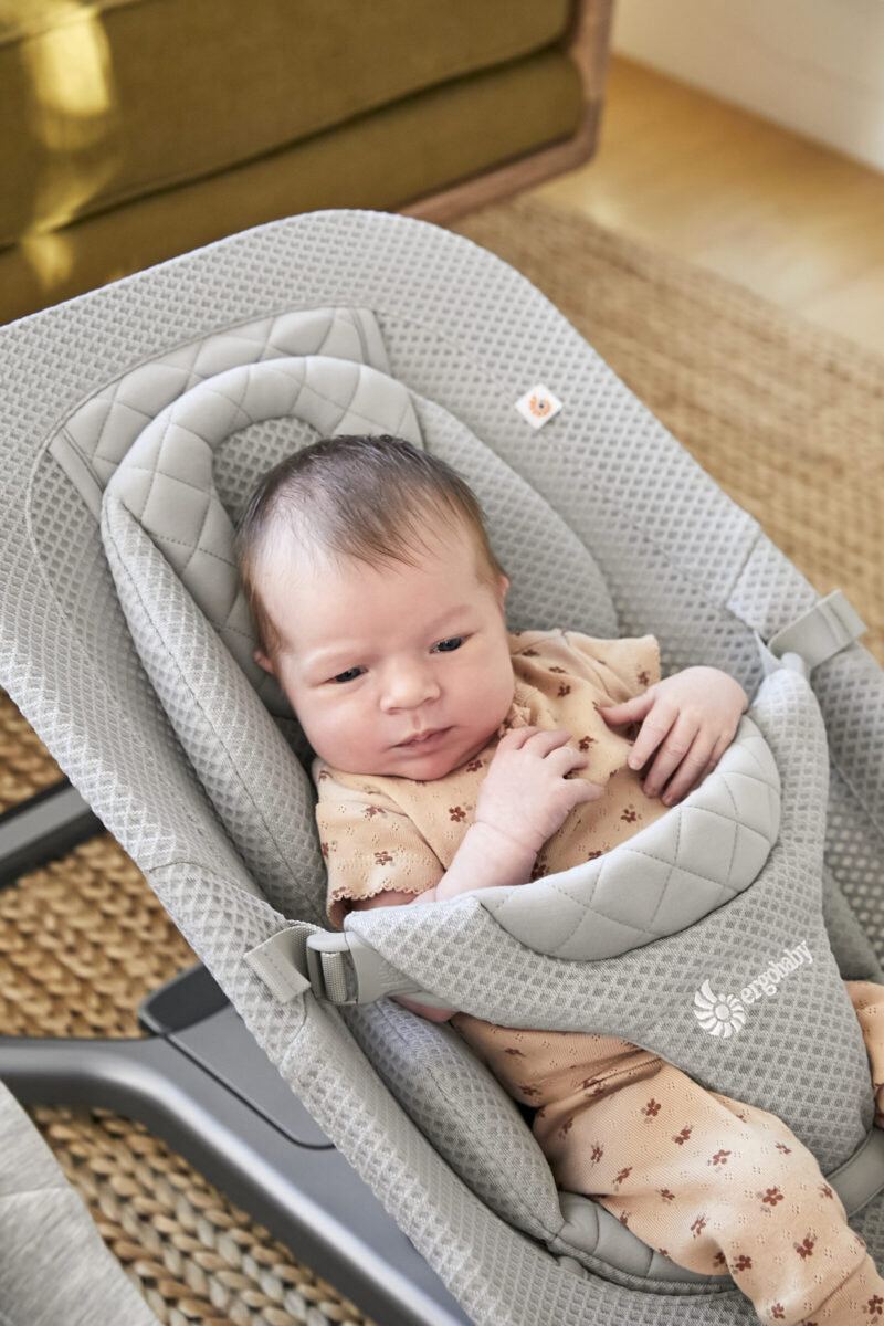Ergobaby Evolve ležaljka 3u1 mrežasta - Light Grey + GRATIS luk s igračkama - Image 5
