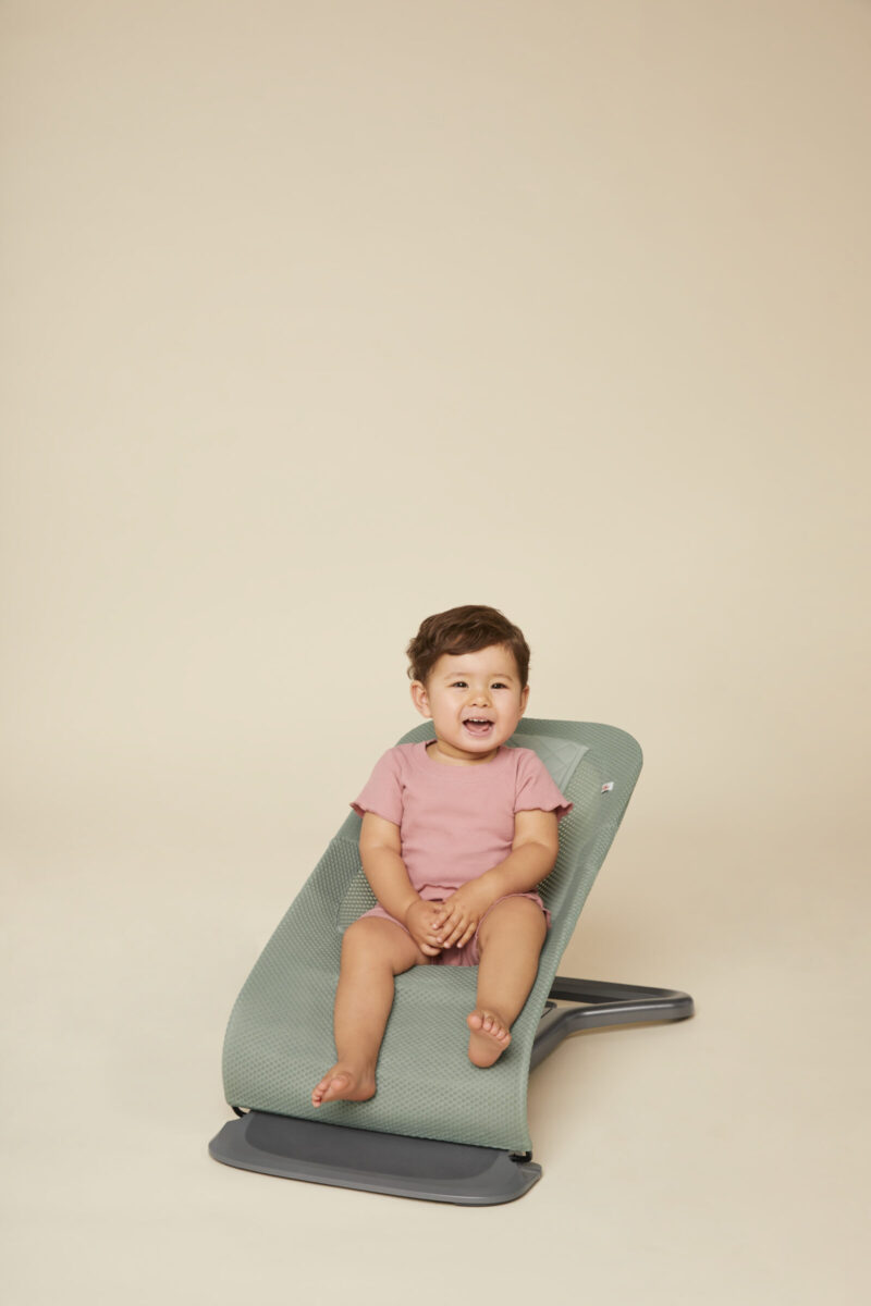 Ergobaby Evolve ležaljka 3u1 mrežasta - Sage Green - Image 7